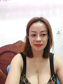 Baby-bigboobs20 online show from November 12, 2025, 9:47 pm