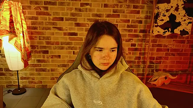 Snapshot of May_Bloom chatting on November 13, 2025, 5:17 am May Bloom online show from November 13, 2025, 5:17 am