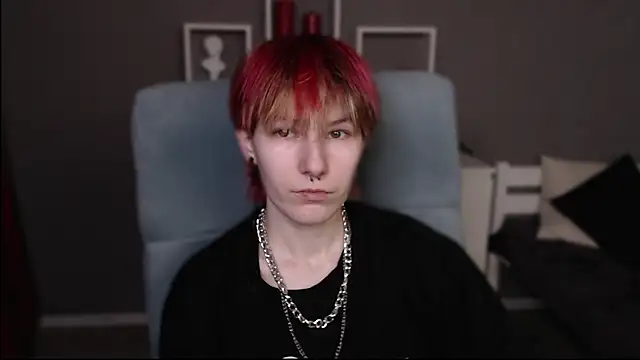 guitarandangell online show from March 25, 2026, 11:05 am