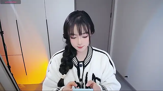 Snapshot of Kinadolly chatting on January 11, 2026, 10:31 am Kinadolly online show from January 11, 2026, 10:31 am