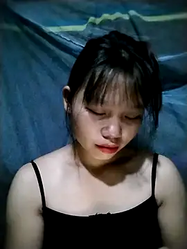 Snapshot of linh-miu99 chatting on October 25, 2025, 2:56 pm linh-miu99 online show from October 25, 2025, 2:56 pm