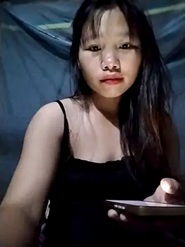 Snapshot of linh-miu99 chatting on October 29, 2025, 3:36 pm linh-miu99 online show from October 29, 2025, 3:36 pm