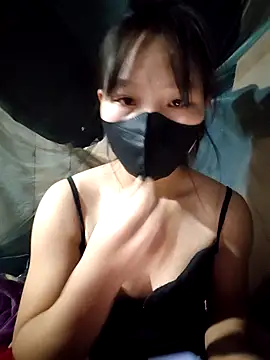 Snapshot of linh-miu99 chatting on November 21, 2025, 1:37 am linh-miu99 online show from November 21, 2025, 1:37 am