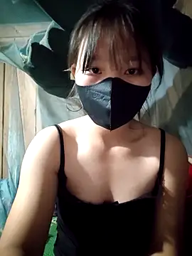 Snapshot of linh-miu99 chatting on November 22, 2025, 1:48 am linh-miu99 online show from November 22, 2025, 1:48 am