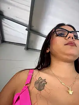 CherrySmirkXXX online show from January 13, 2026, 1:05 pm