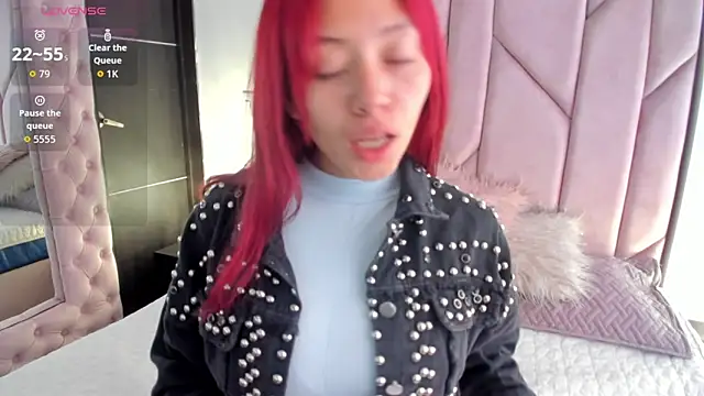 Snapshot of melanie_roux__ chatting on November 5, 2025, 11:54 am melanie roux online show from November 5, 2025, 11:54 am