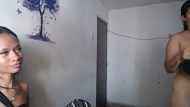 Snapshot of ricaslatinas1 chatting on February 25, 2026, 6:39 pm ricaslatinas1 online show from February 25, 2026, 6:39 pm