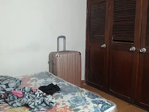 Snapshot of _camila_trans_ chatting on November 16, 2025, 11:10 pm camila trans online show from November 16, 2025, 11:10 pm