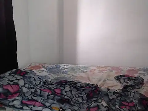 Snapshot of _camila_trans_ chatting on November 24, 2025, 12:16 pm camila trans online show from November 24, 2025, 12:16 pm