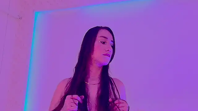 Snapshot of Catalina-Thompson chatting on November 13, 2025, 12:59 pm Catalina-Thompson online show from November 13, 2025, 12:59 pm