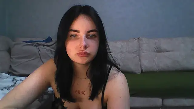 Snapshot of Kirunya chatting on November 2, 2025, 6:43 pm Kirunya online show from November 2, 2025, 6:43 pm