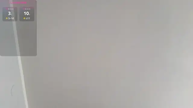 Snapshot of AdeleLaCr0ix chatting on October 26, 2025, 4:18 am AdeleLaCr0ix online show from October 26, 2025, 4:18 am