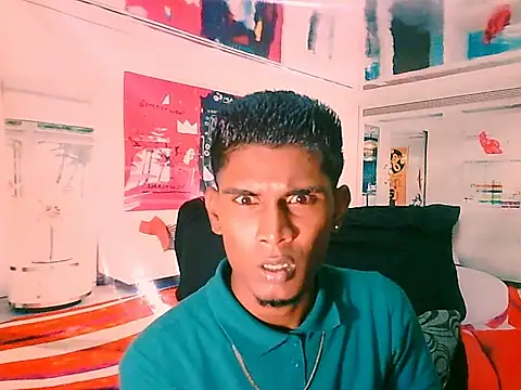 IndianThuggin online show from November 5, 2025, 4:51 pm