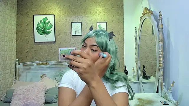 Sofia clk online show from November 13, 2025, 4:22 am