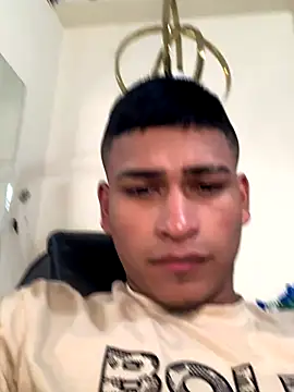 Emiliano Reyes online show from December 21, 2025, 3:24 am