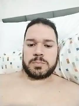 Snapshot of Branquinhowm chatting on January 14, 2026, 2:28 am Branquinhowm online show from January 14, 2026, 2:28 am