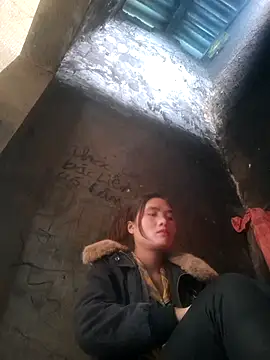 mira-show online show from November 20, 2025, 1:50 am