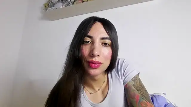 Snapshot of valeriahornier chatting on May 14, 2026, 4:08 am valeriahornier online show from May 14, 2026, 4:08 am