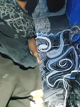 vergueo3 online show from April 8, 2026, 2:33 am