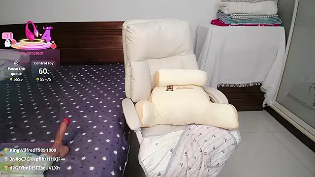 Snapshot of icenana chatting on January 10, 2026, 2:52 pm icenana online show from January 10, 2026, 2:52 pm