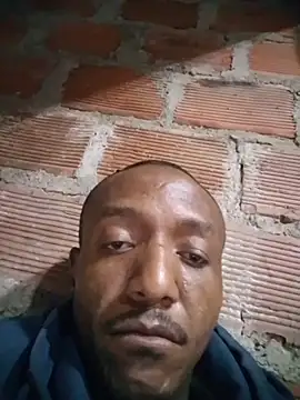 Snapshot of Mijoche9 chatting on January 12, 2026, 11:21 pm Mijoche9 online show from January 12, 2026, 11:21 pm