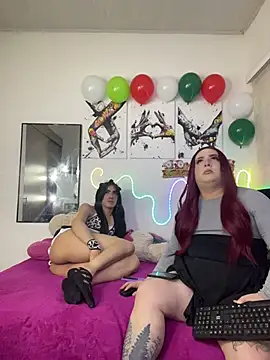 Snapshot of Agattha22 chatting on November 30, 2025, 6:17 am Agattha22 online show from November 30, 2025, 6:17 am