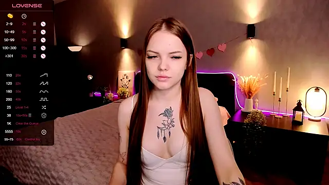 Snapshot of MelissaBell_ chatting on February 17, 2026, 2:08 am MelissaBell online show from February 17, 2026, 2:08 am