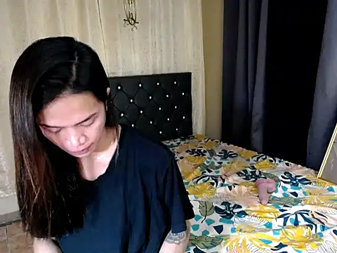 Snapshot of SeductiveAki69xxx chatting on November 21, 2025, 9:35 pm SeductiveAki69xxx online show from November 21, 2025, 9:35 pm