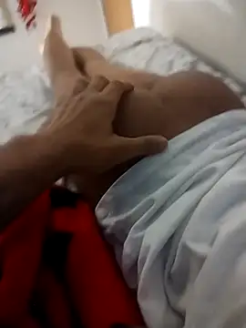 Casal em chamas online show from October 30, 2025, 11:55 am