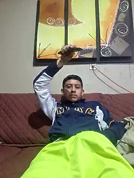 Pedropuente200 online show from February 6, 2026, 8:12 pm