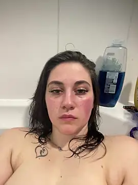 YourFrenchFeliciexo online show from April 16, 2026, 7:47 pm