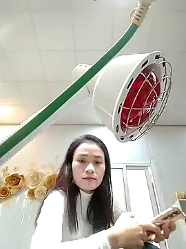 Miube2k online show from November 4, 2025, 6:34 am