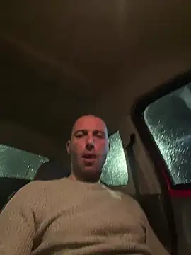 Rotteei1 online show from February 3, 2026, 6:24 pm