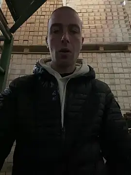 Rotteei1 online show from February 19, 2026, 7:15 am