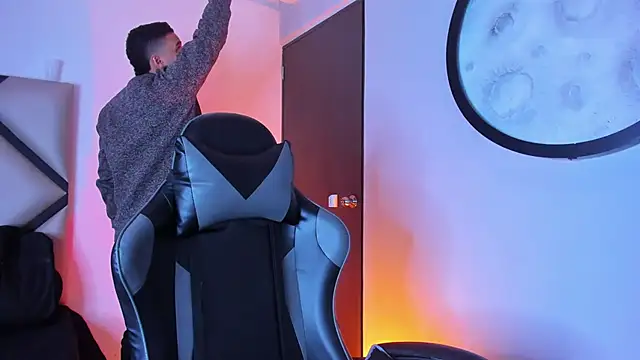 Snapshot of mike_257 chatting on November 21, 2025, 11:53 am mike 257 online show from November 21, 2025, 11:53 am