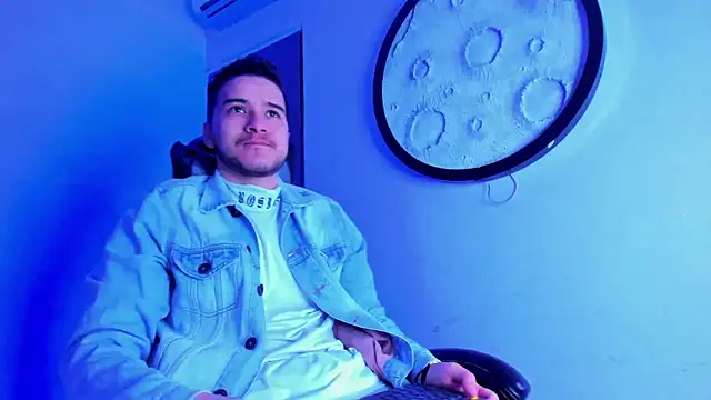 Snapshot of mike_257 chatting on February 11, 2026, 11:26 am mike 257 online show from February 11, 2026, 11:26 am