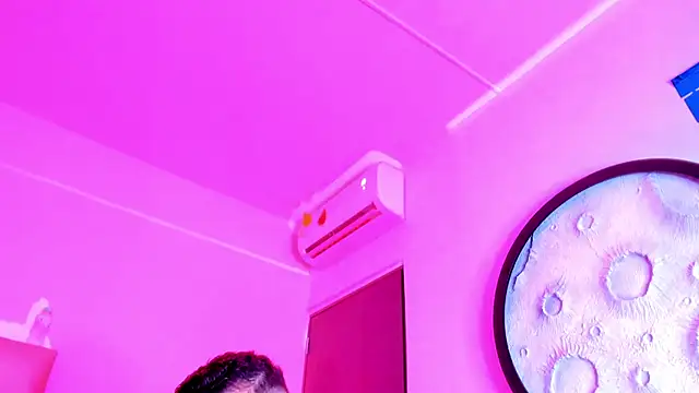 Snapshot of mike_257 chatting on March 28, 2026, 11:43 am mike 257 online show from March 28, 2026, 11:43 am