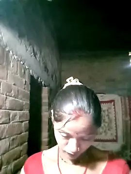 Hot cauple indian online show from November 4, 2025, 1:48 am