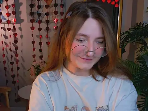 Snapshot of fairy_tara chatting on February 17, 2026, 9:54 pm fairy tara online show from February 17, 2026, 9:54 pm