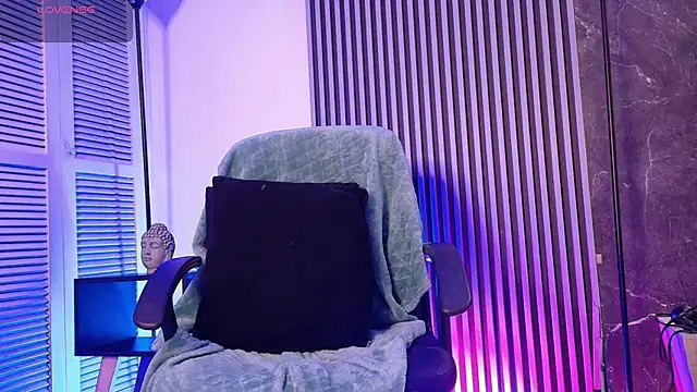 SelenaAbatti  online show from November 20, 2025, 6:35 am