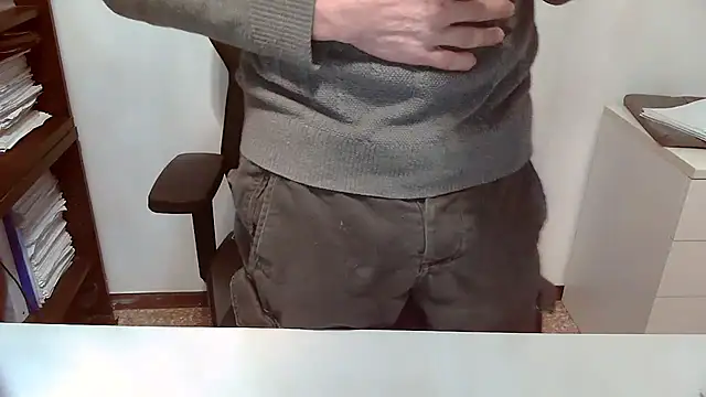 topg84 online show from December 2, 2025, 6:25 pm