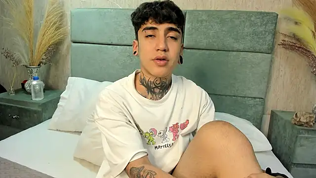 SantiOlsen online show from December 17, 2025, 7:14 am