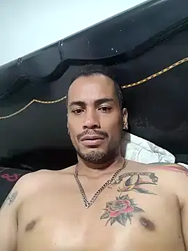 Michell85 online show from October 27, 2025, 2:04 am