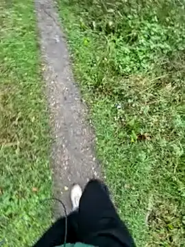 bbyxklaus online show from December 17, 2025, 11:38 am