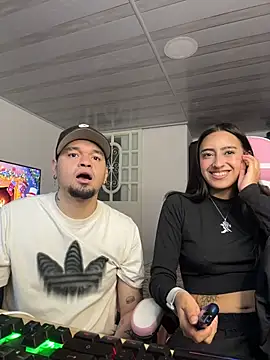 Snapshot of zelda_kuro chatting on December 21, 2025, 9:22 pm zelda kuro online show from December 21, 2025, 9:22 pm