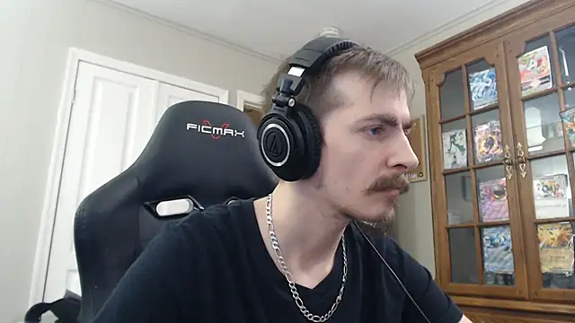 Snapshot of CasuallyCorrupt chatting on November 27, 2025, 1:18 am CasuallyCorrupt online show from November 27, 2025, 1:18 am