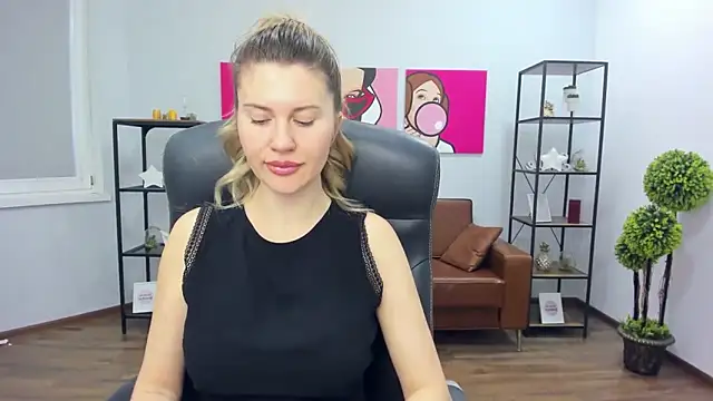 Snapshot of AryaAltkerer chatting on February 3, 2026, 12:21 pm AryaAltkerer online show from February 3, 2026, 12:21 pm