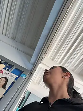 Snapshot of violeta365 chatting on January 9, 2026, 4:54 pm violeta365 online show from January 9, 2026, 4:54 pm