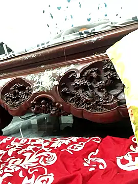 HinayLa online show from January 9, 2026, 1:52 am