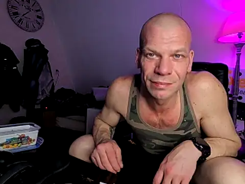 Kinky Play1 online show from March 8, 2026, 6:34 pm